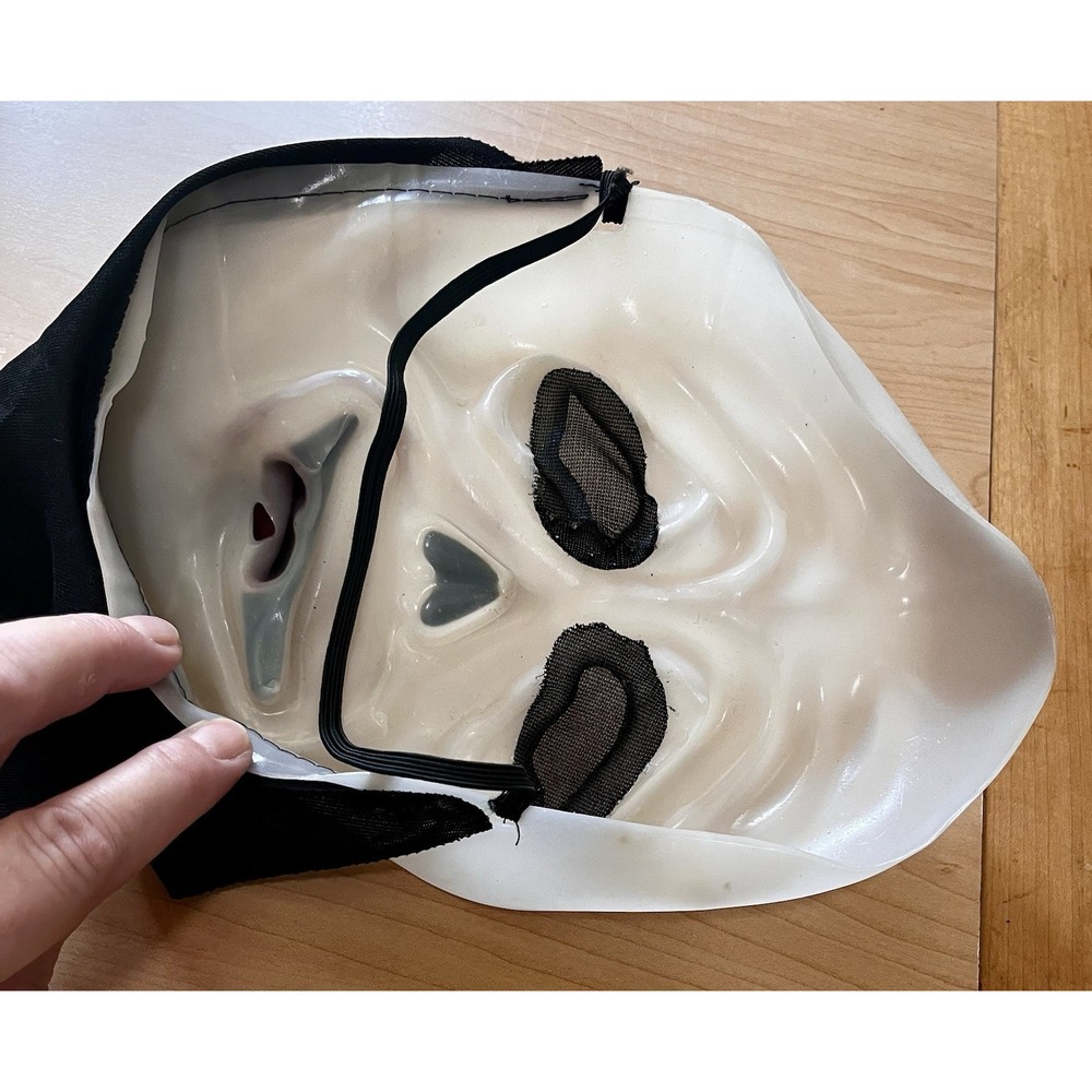 Scream Mask Tongue Out Ghost Face Fun World Wassup Scary Movie EU Ed Halloween - Picture 6 of 9